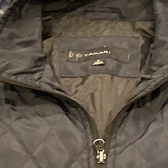 Ellie Tahari size medium Zippered pillow vest - Picture 2 of 5